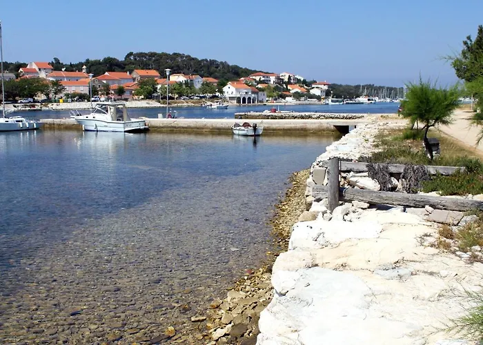 Διαμέρισμα Verunic 8103a