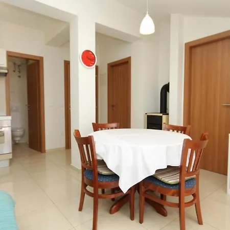 Apartament Verunic 8103a Veli Rat