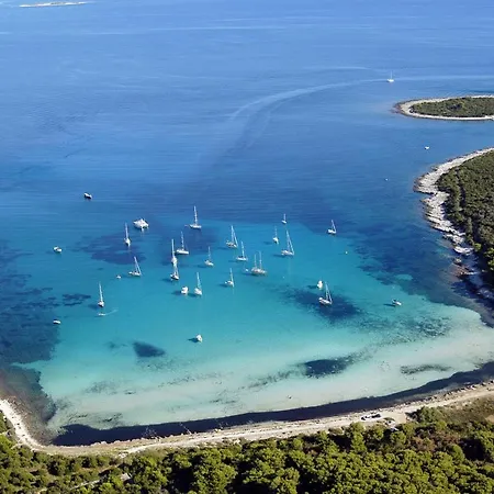 Verunic 8103a Apartment