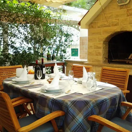 Apartment Verunic 8103a Veli Rat