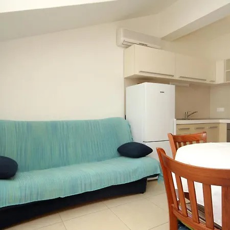 Apartment Verunic 8103a *