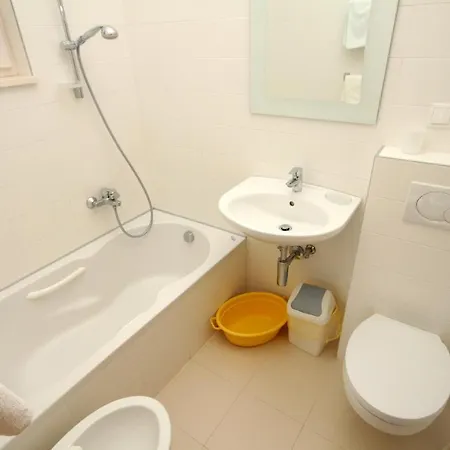 Apartment Verunic 8103a