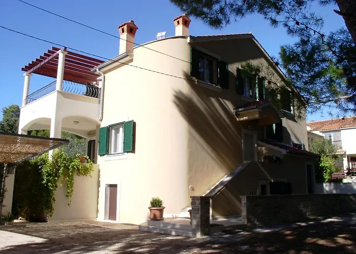 Verunic 8103a Apartmán Veli Rat
