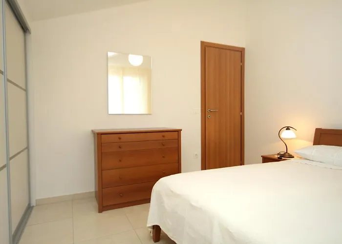 Verunic 8103a Apartmán Veli Rat